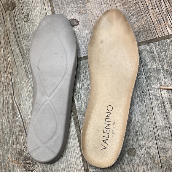 Dalia Leather Platform Sneaker
VALENTINO BY MARIO VALENTINO Rose 6 - Picture 2 of 7